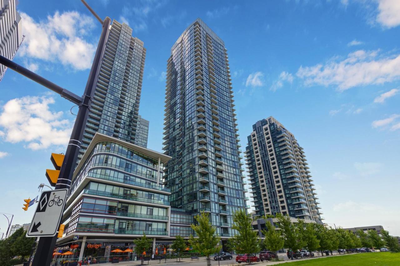 Ultra Luxurious 2.5 Bedroom 2 Full Bathroom 1 Parking Condo Near Sq1 Striking Views Миссиссага Экстерьер фото